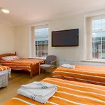 Brecks Hotel