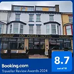 100 Pipers Hotel