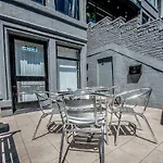 La Tour Hotel