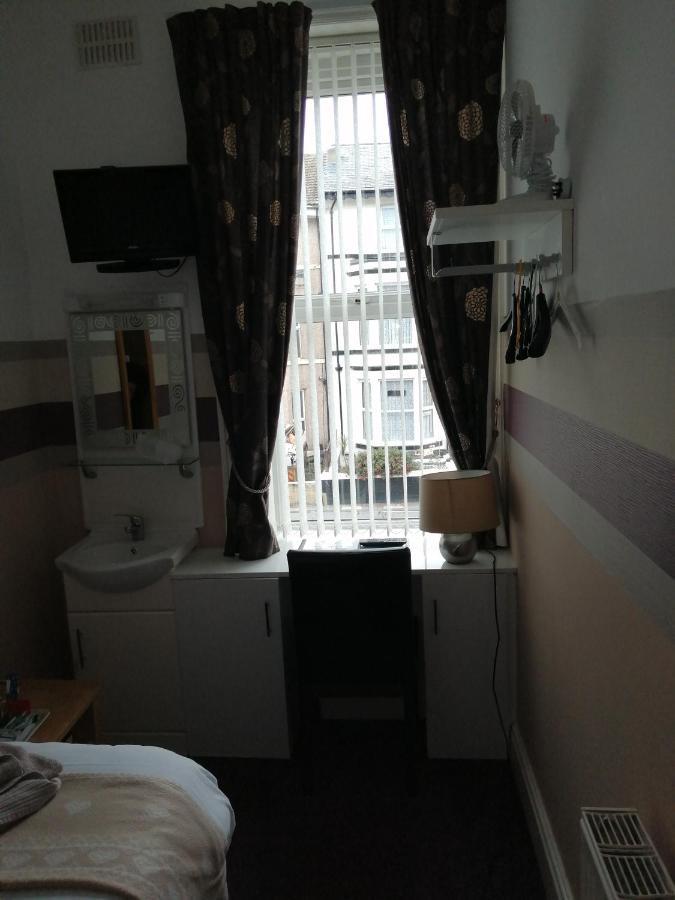 The Garnett 3* Blackpool