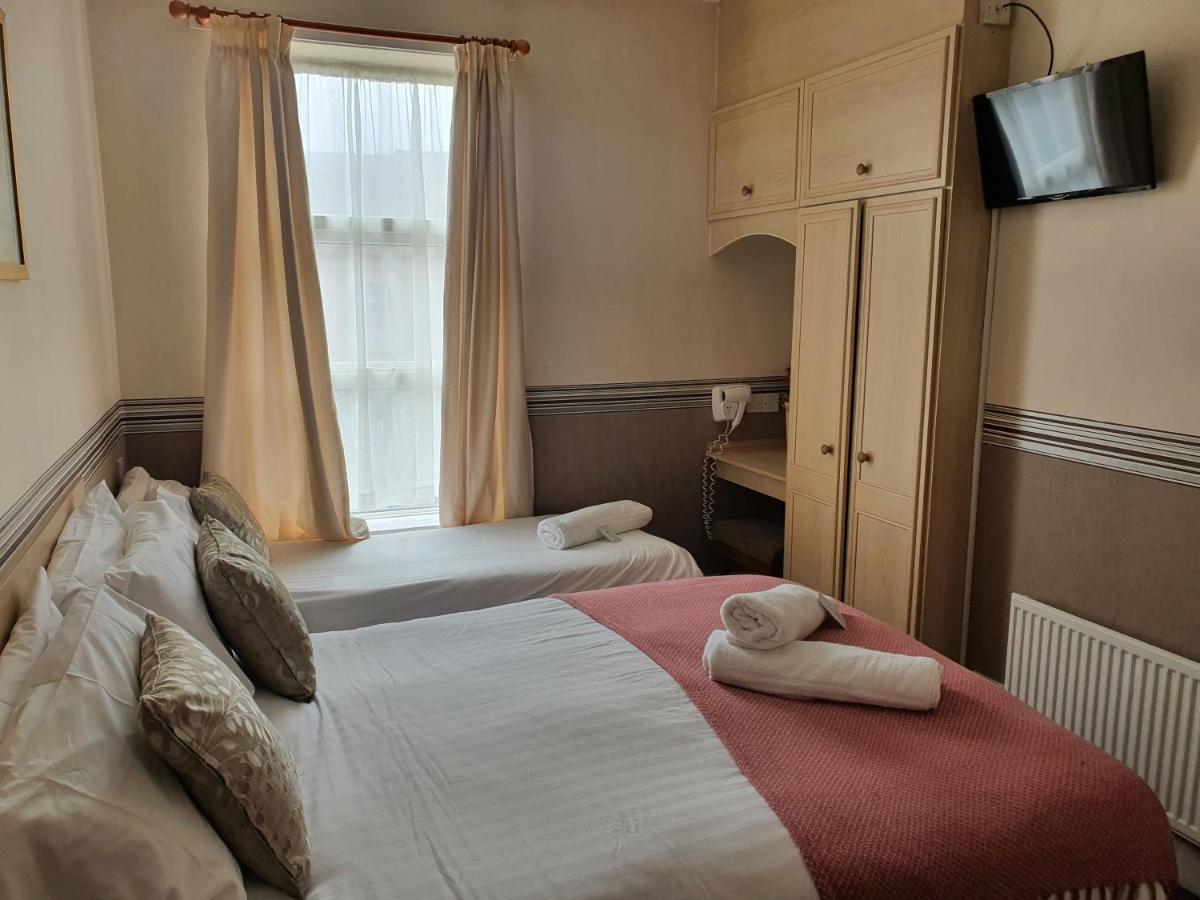 The Allendale 3* Blackpool