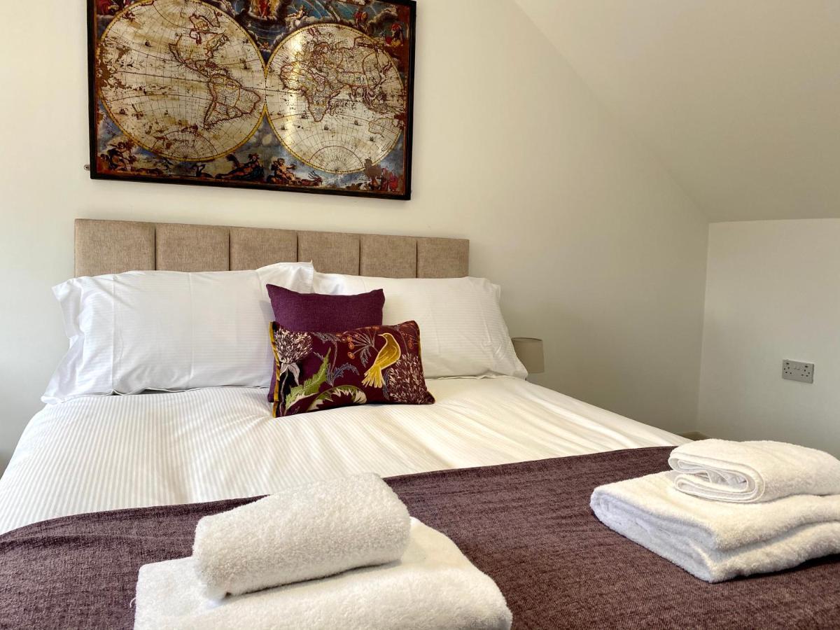 Princess Theatre View By Service Apartment