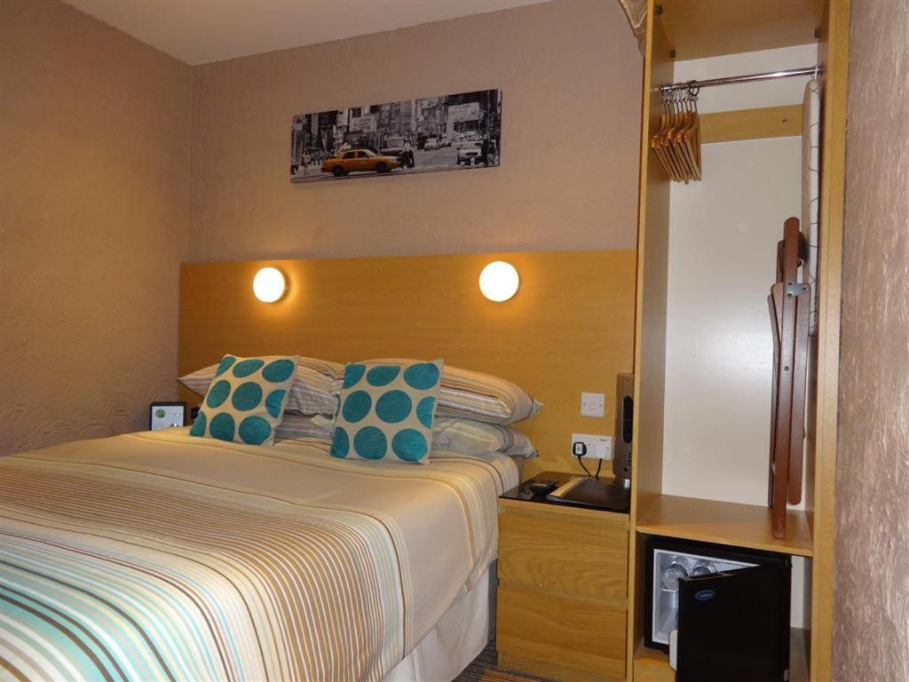 The Craimar Bed & Breakfast Blackpool