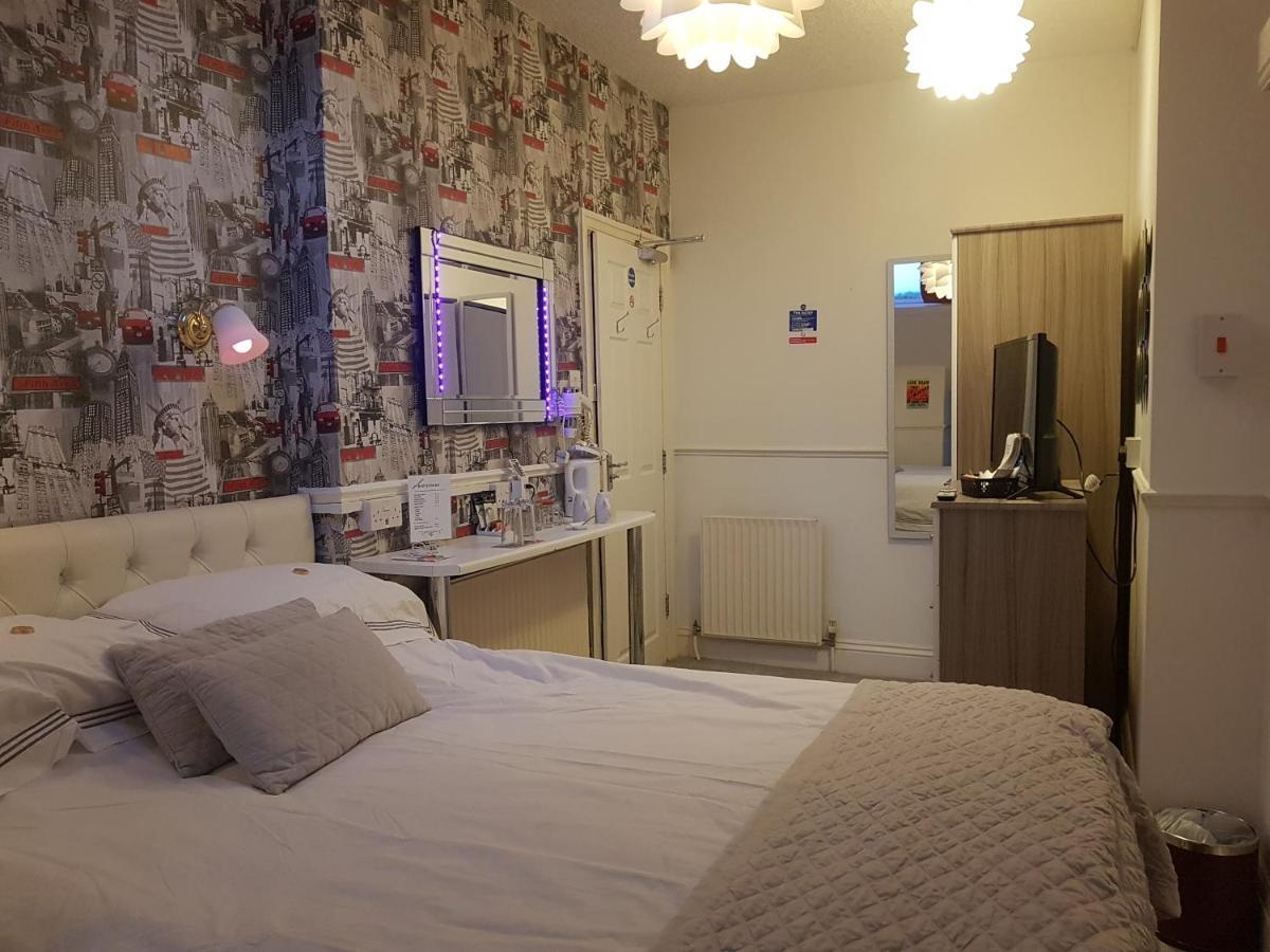 A&p At The Sheron House 4*