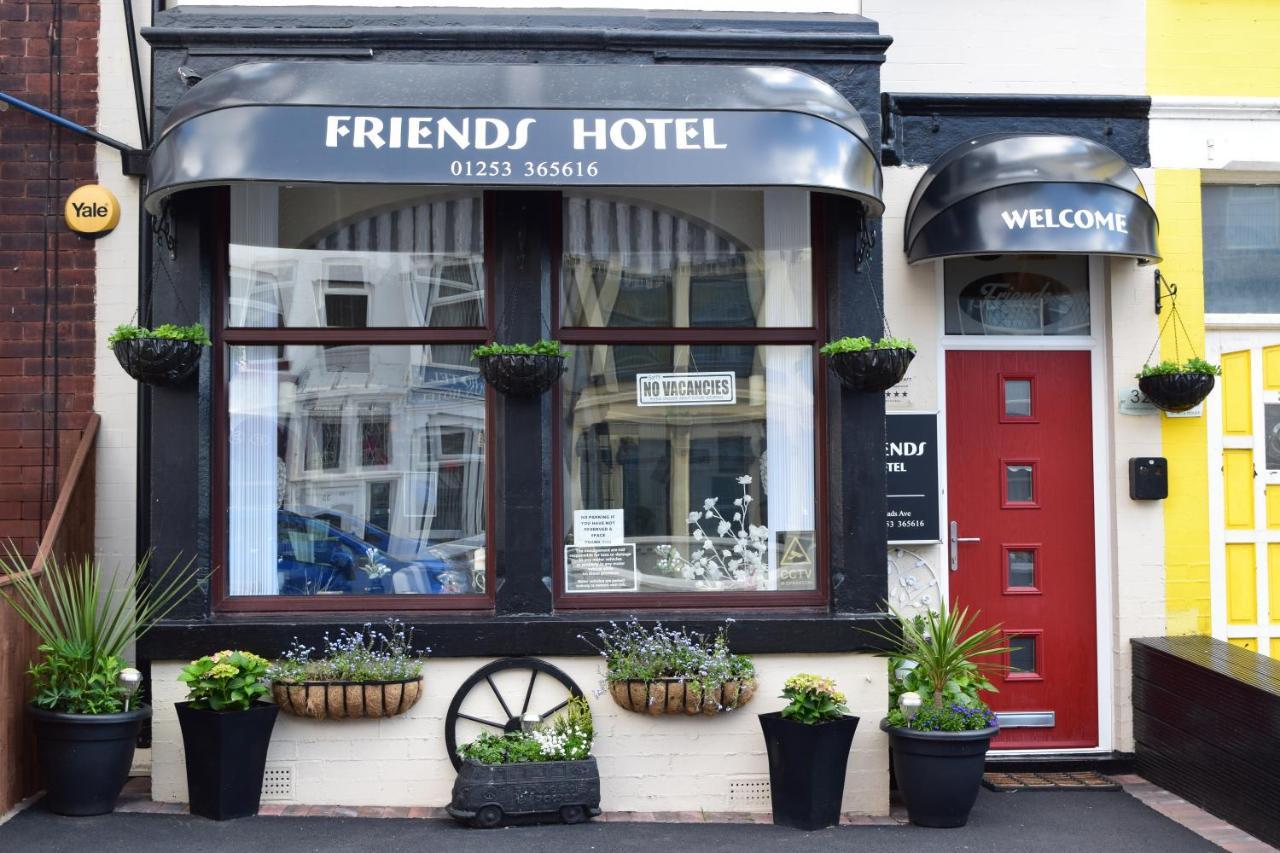 Friends Hotel 4*