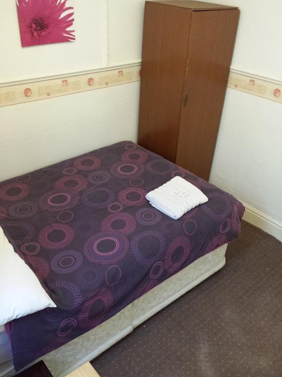 The Elmora Bed & Breakfast 2*
