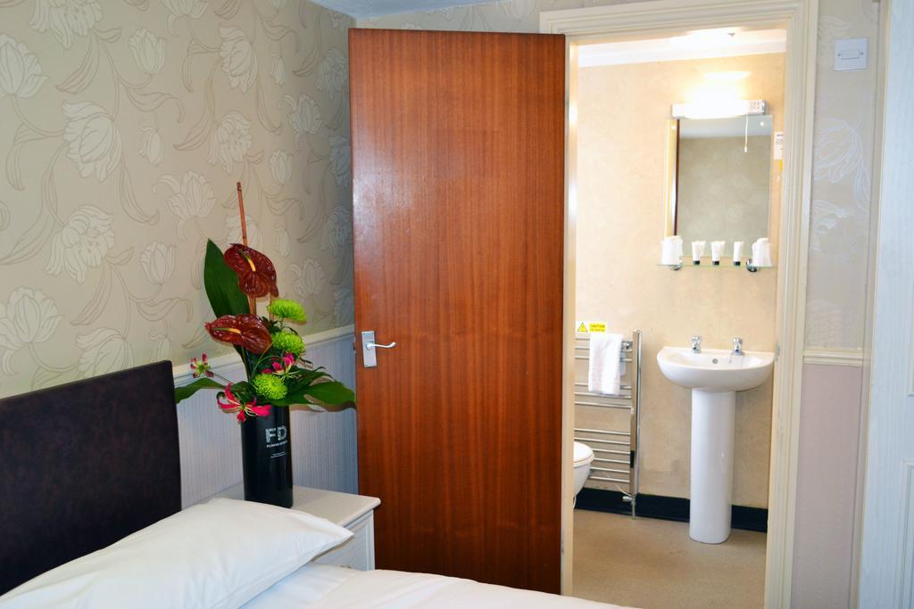 Hotel Lyndene Blackpool