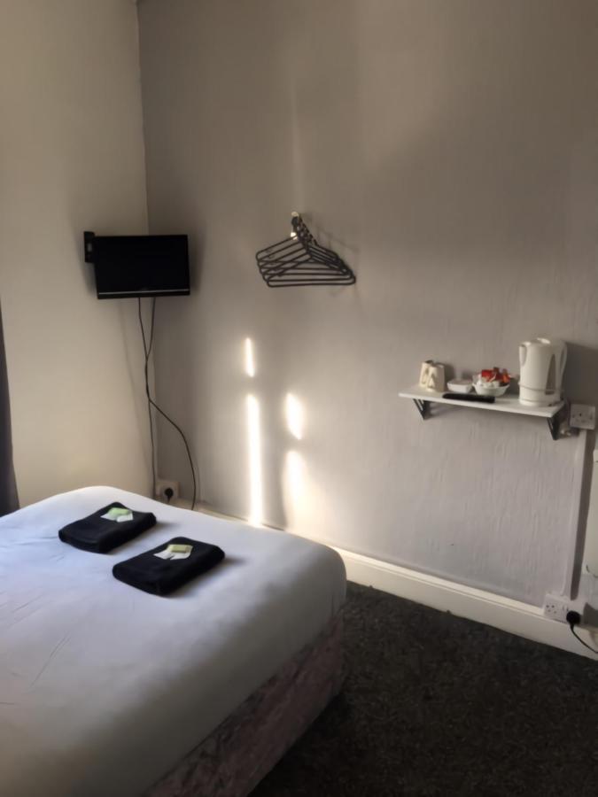 Myroomz Seaview Guest house Blackpool