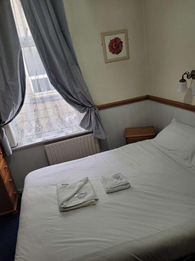Hotel Canasta