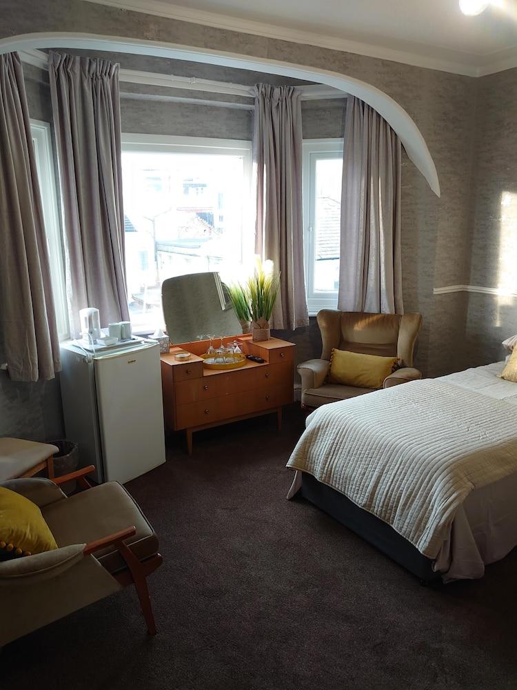 Guest house The Golden Sands