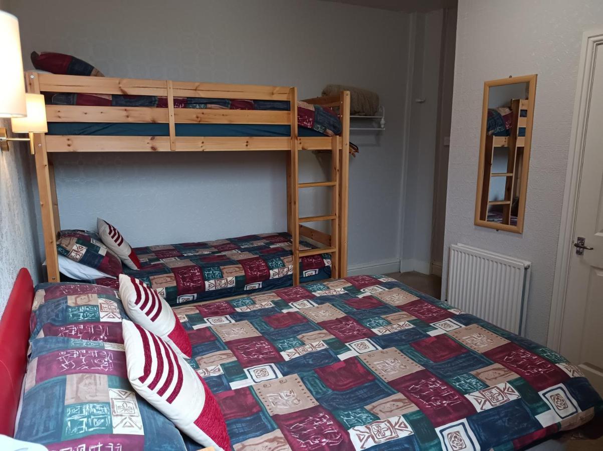 Stafford House 3*