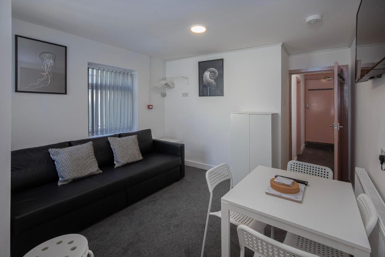 Jellyfish Apartment Blackpool