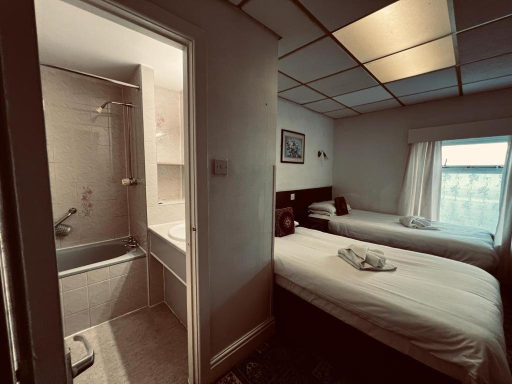 Sunset Hotel Blackpool