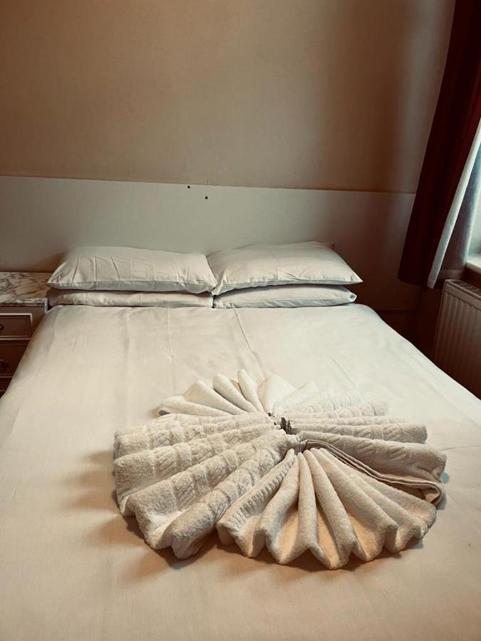 Sunset Hotel 3*