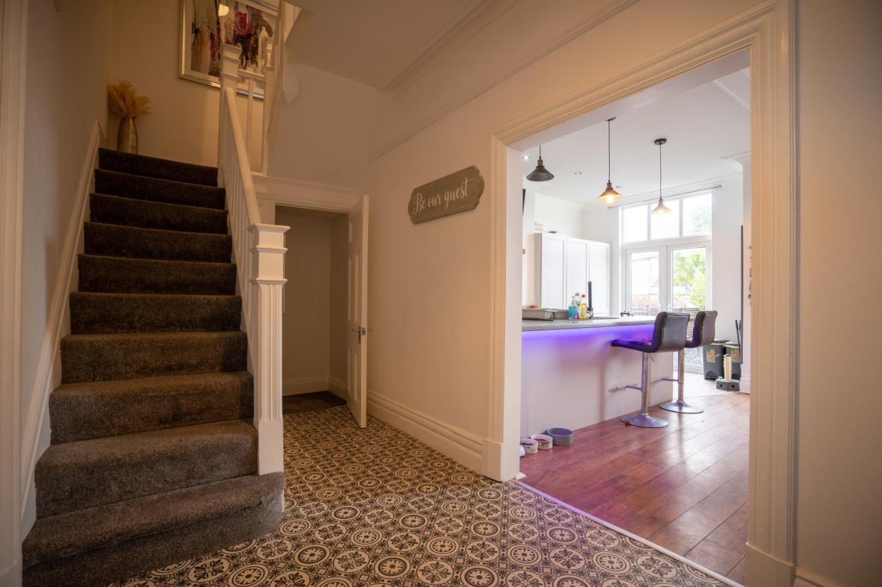 Cavendish Cat And Gaming House Homestay *