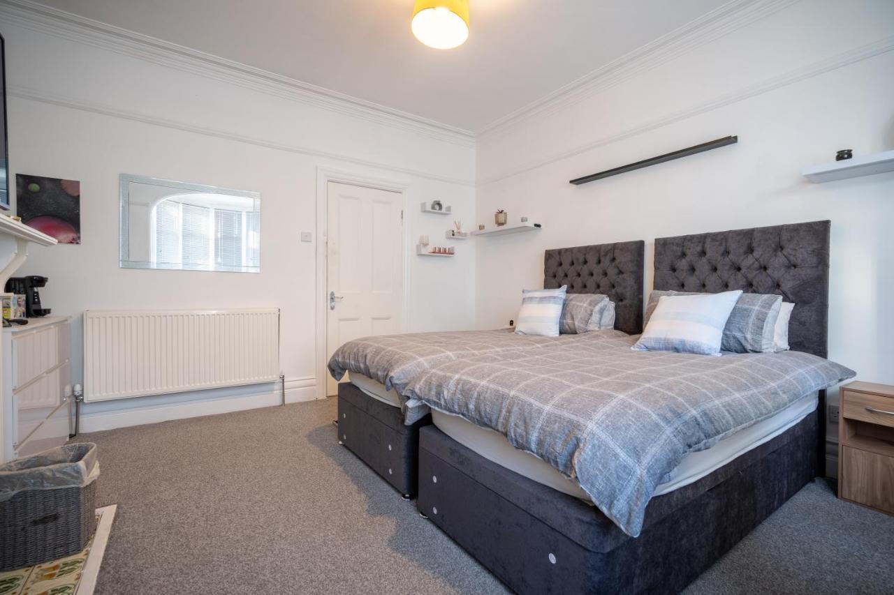 Cavendish Cat And Gaming House Homestay