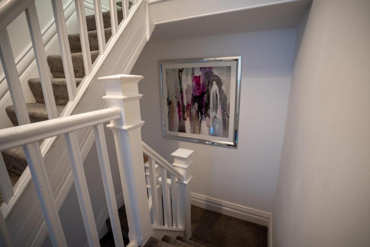 Cavendish Cat And Gaming House * Blackpool