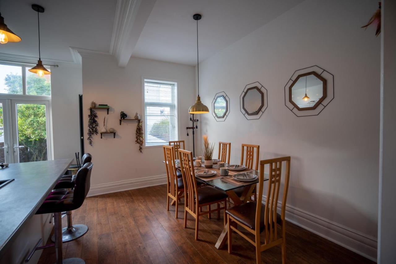 Cavendish Cat And Gaming House Homestay Blackpool
