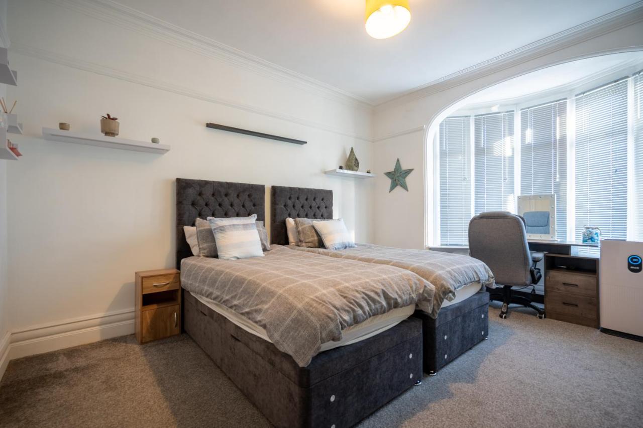 Cavendish Cat And Gaming House Homestay Blackpool