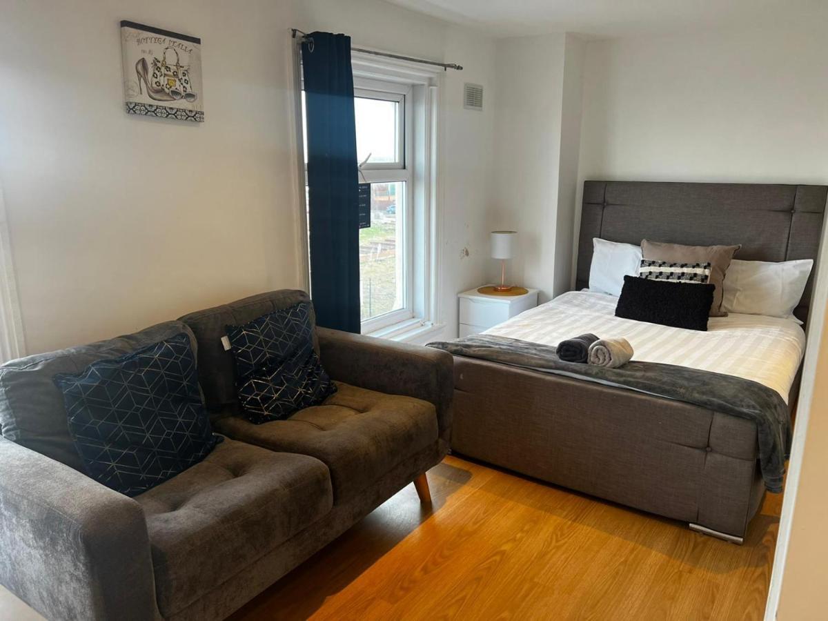 Apartment Empire - Tyldesley Road