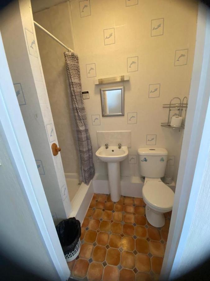 Crosby 3* Blackpool