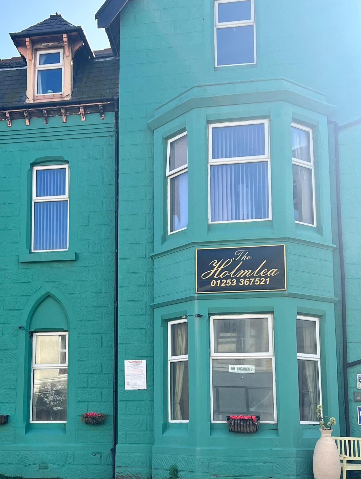 The Holmlea 3* Blackpool
