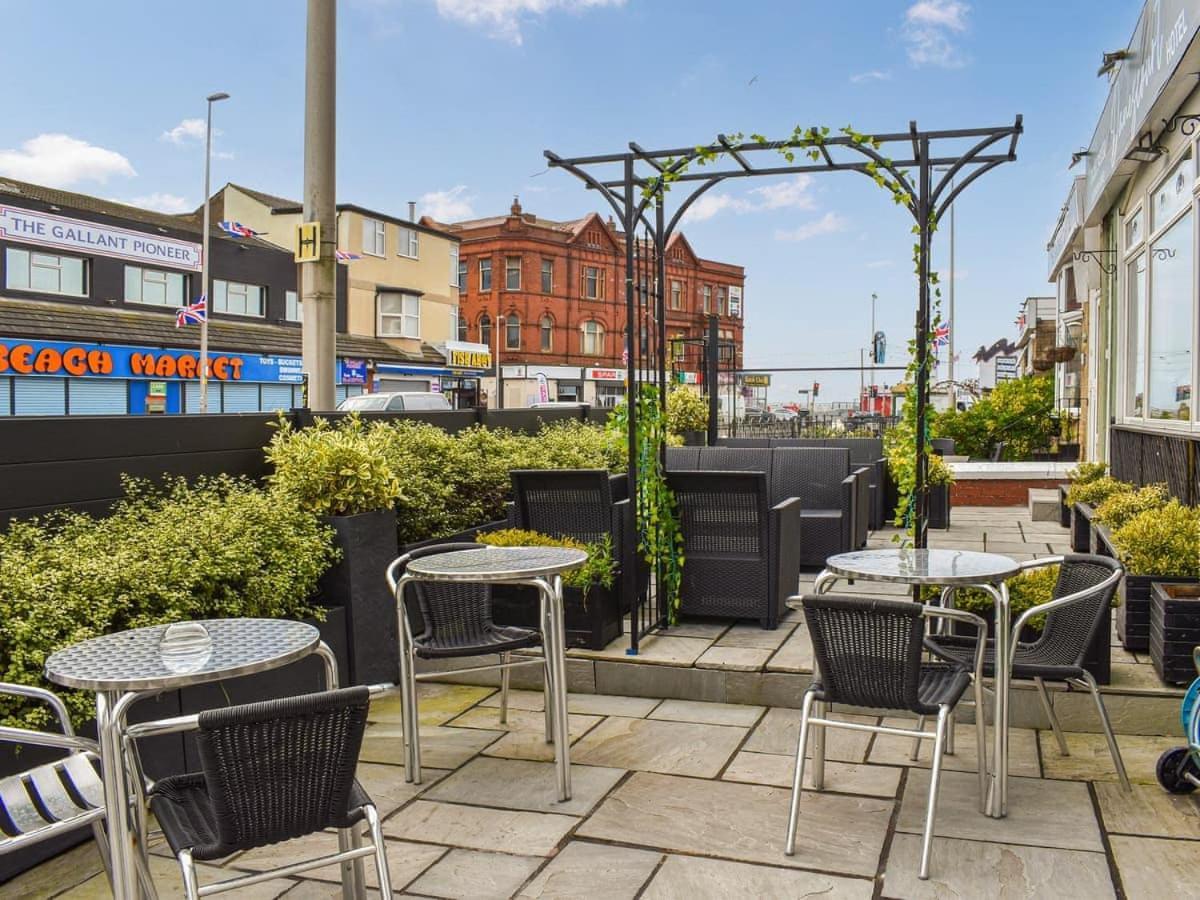 Danescourt 3* Blackpool