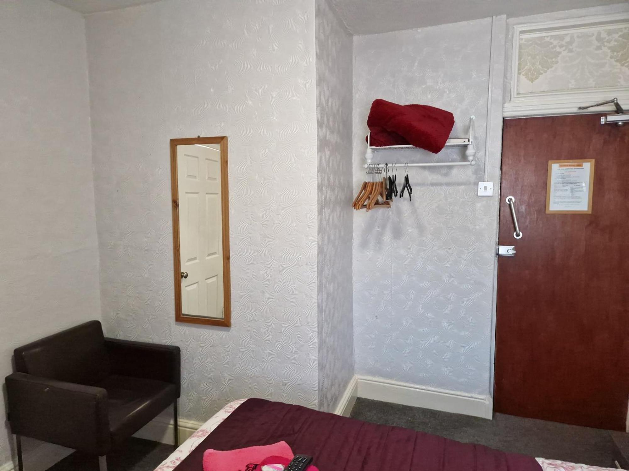 Stafford House Guest house 3*