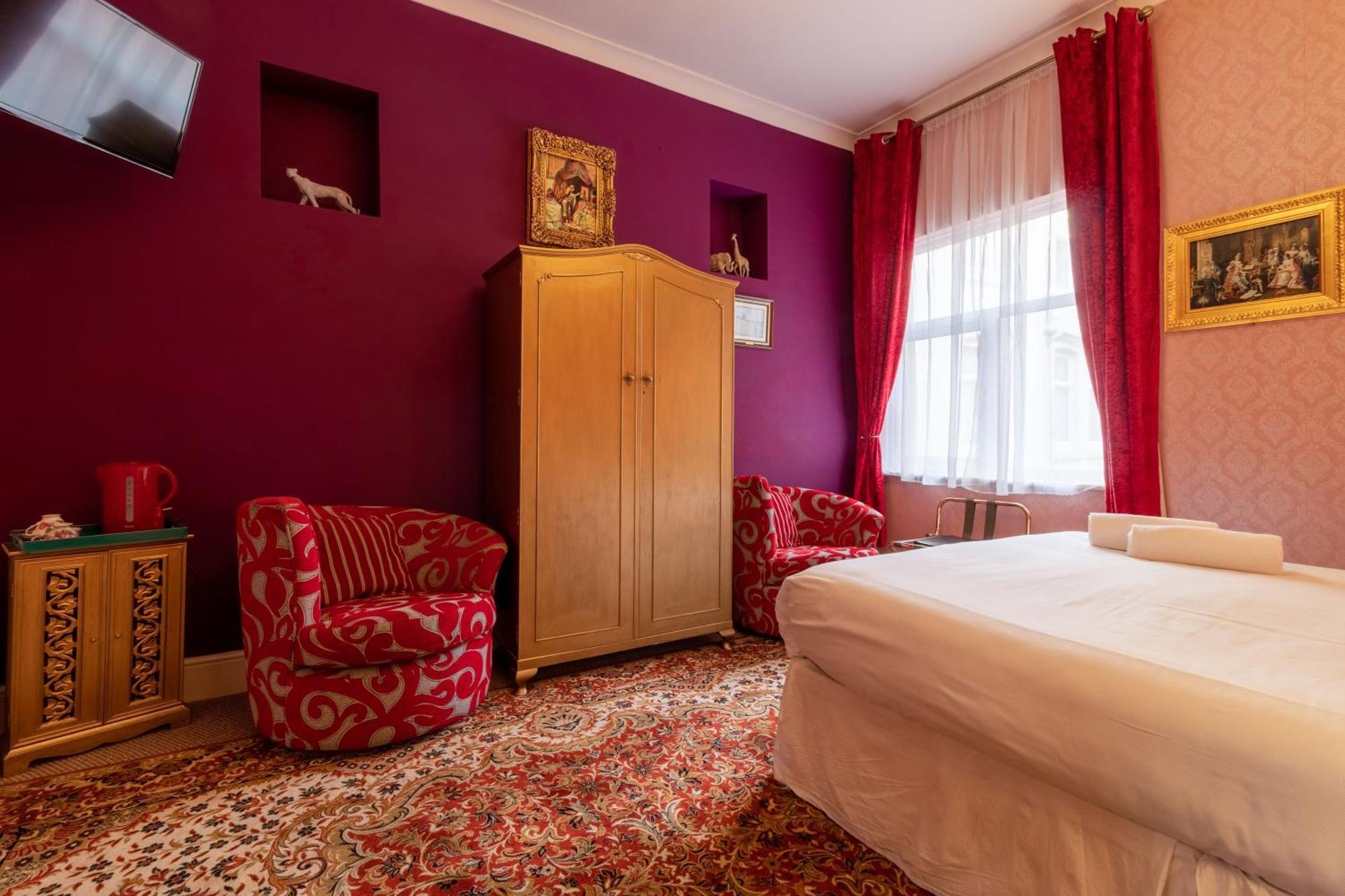 Rouge 4* Blackpool