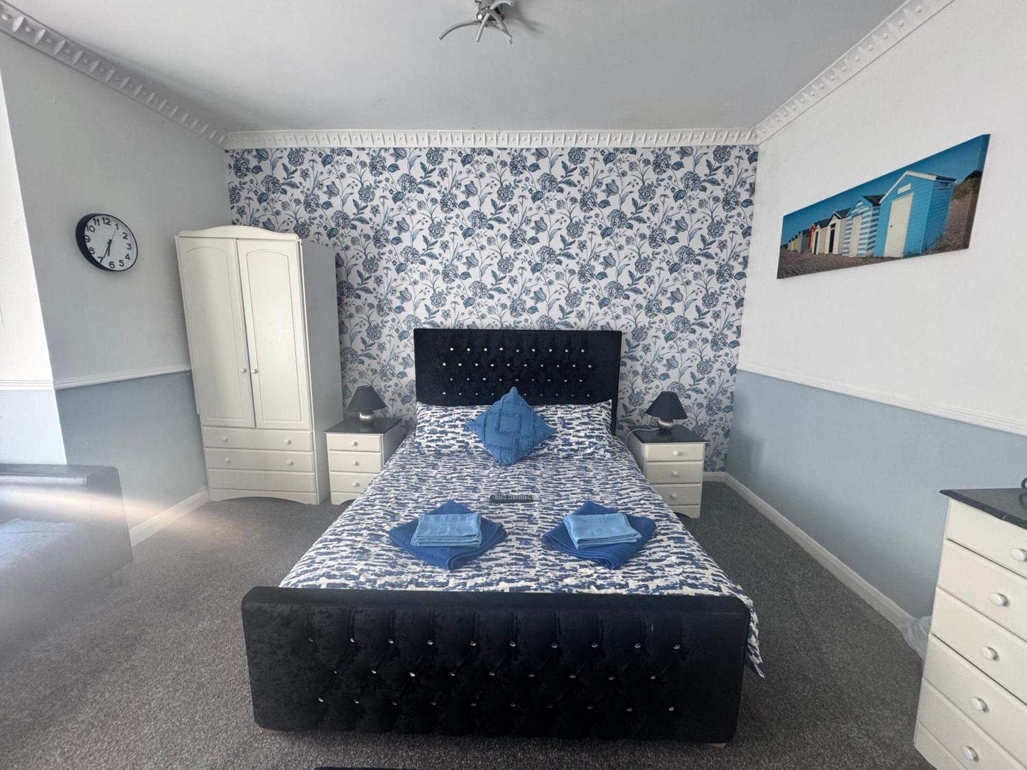 The Holmlea 3* Blackpool
