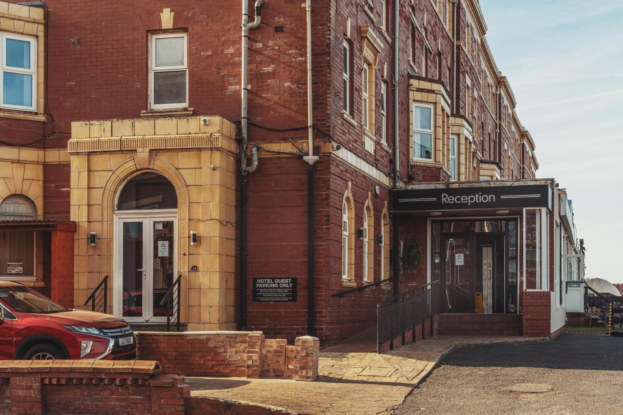 The Royal Boston By Compass Hospitality 3*