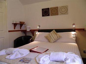 Hotel Lynbar 4*