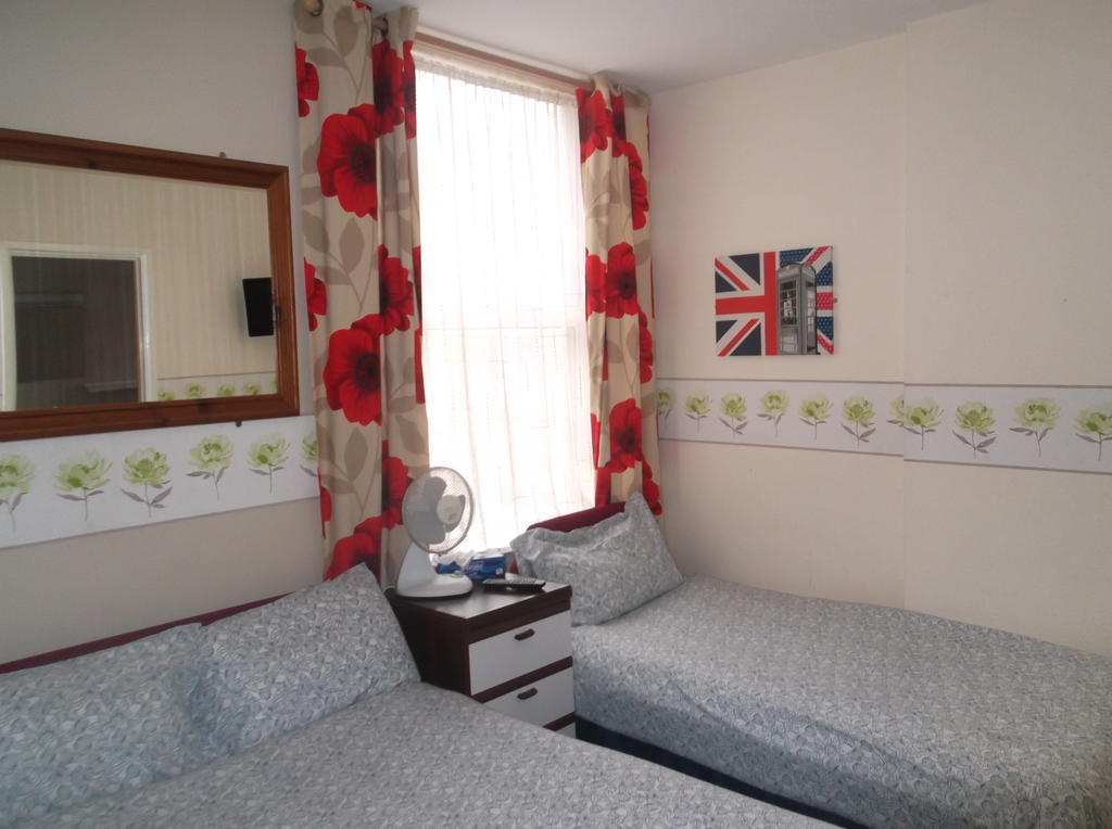 Bed & Breakfast Derwent Blackpool