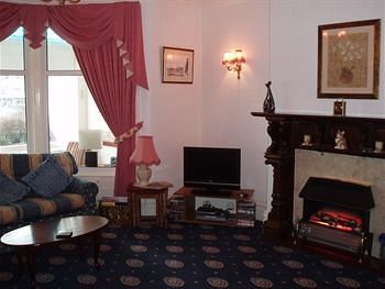 The Pilatus - 3* Blackpool