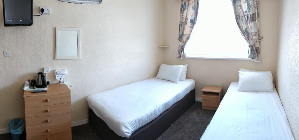 Kingsway 3* Blackpool