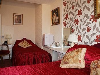 Guest house The Golden Sands 4*