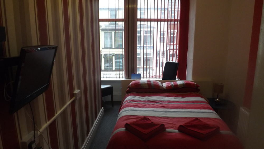 Bed & Breakfast Friends Hotel Blackpool