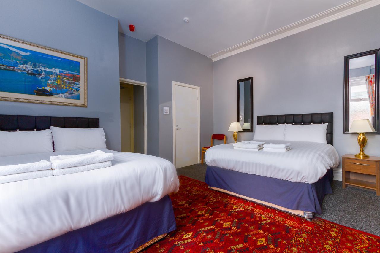 Maples Hotel