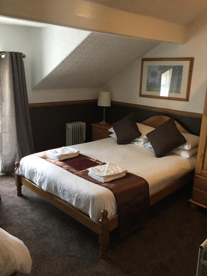 The Molly House 4*