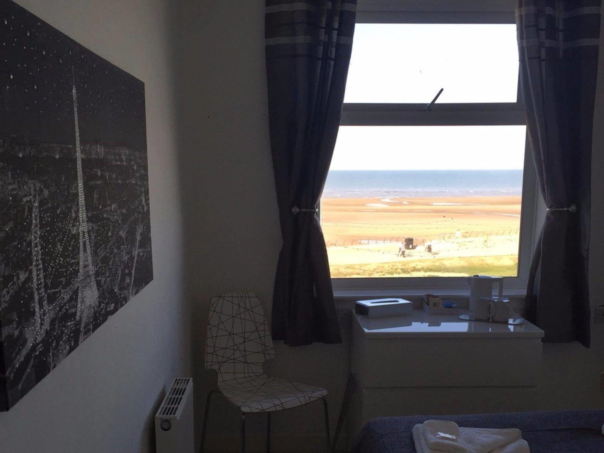 Sandford Promenade Hotel