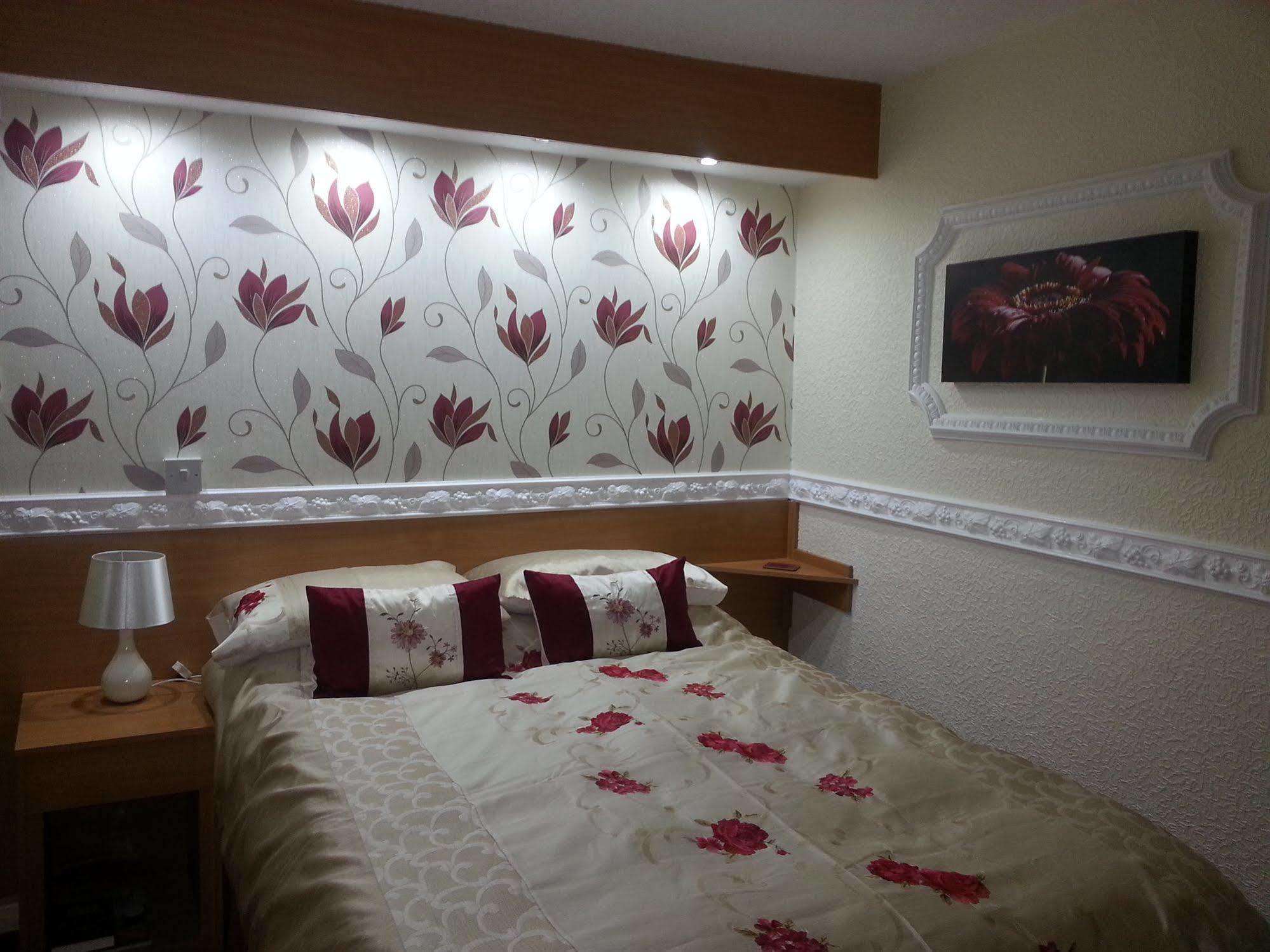 The Golden Sands Guest house 4*