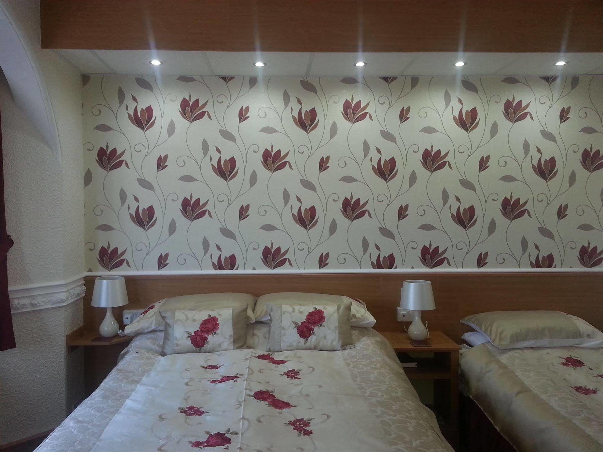 The Golden Sands 4*