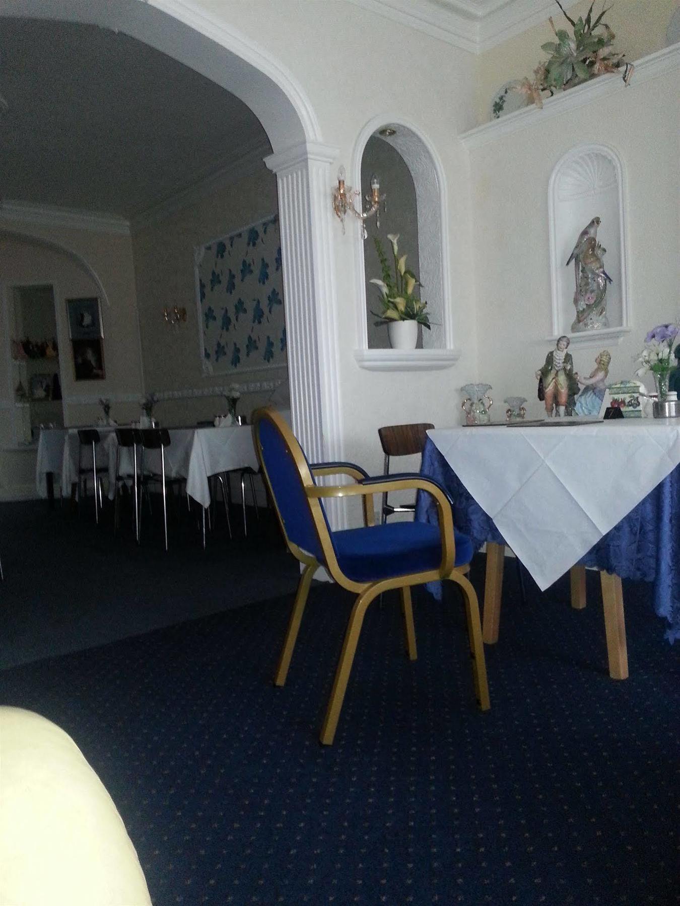 The Golden Sands Guest house 4*