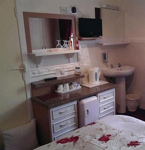 Guest house The Golden Sands Blackpool