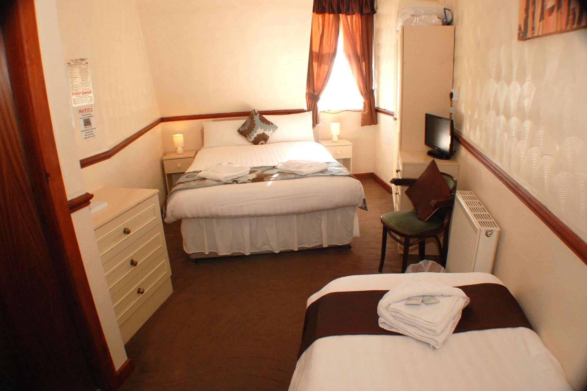 Bed & Breakfast Mars Seaview By Oyo 3*