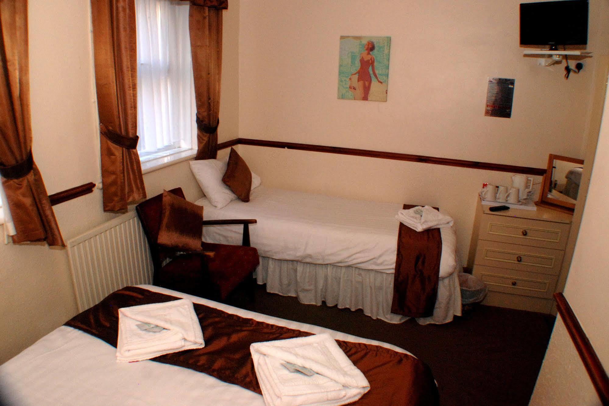 Bed & Breakfast Mars Seaview By Oyo