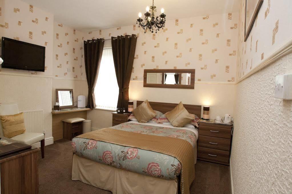 Guest house Valentine Over 21 Adult Couples Only 4*