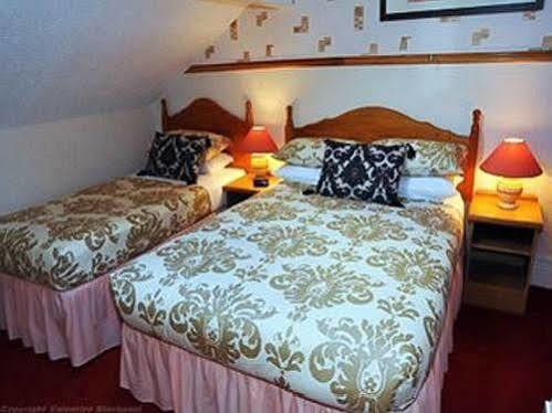 Valentine Over 21 Adult Couples Only 4* Blackpool