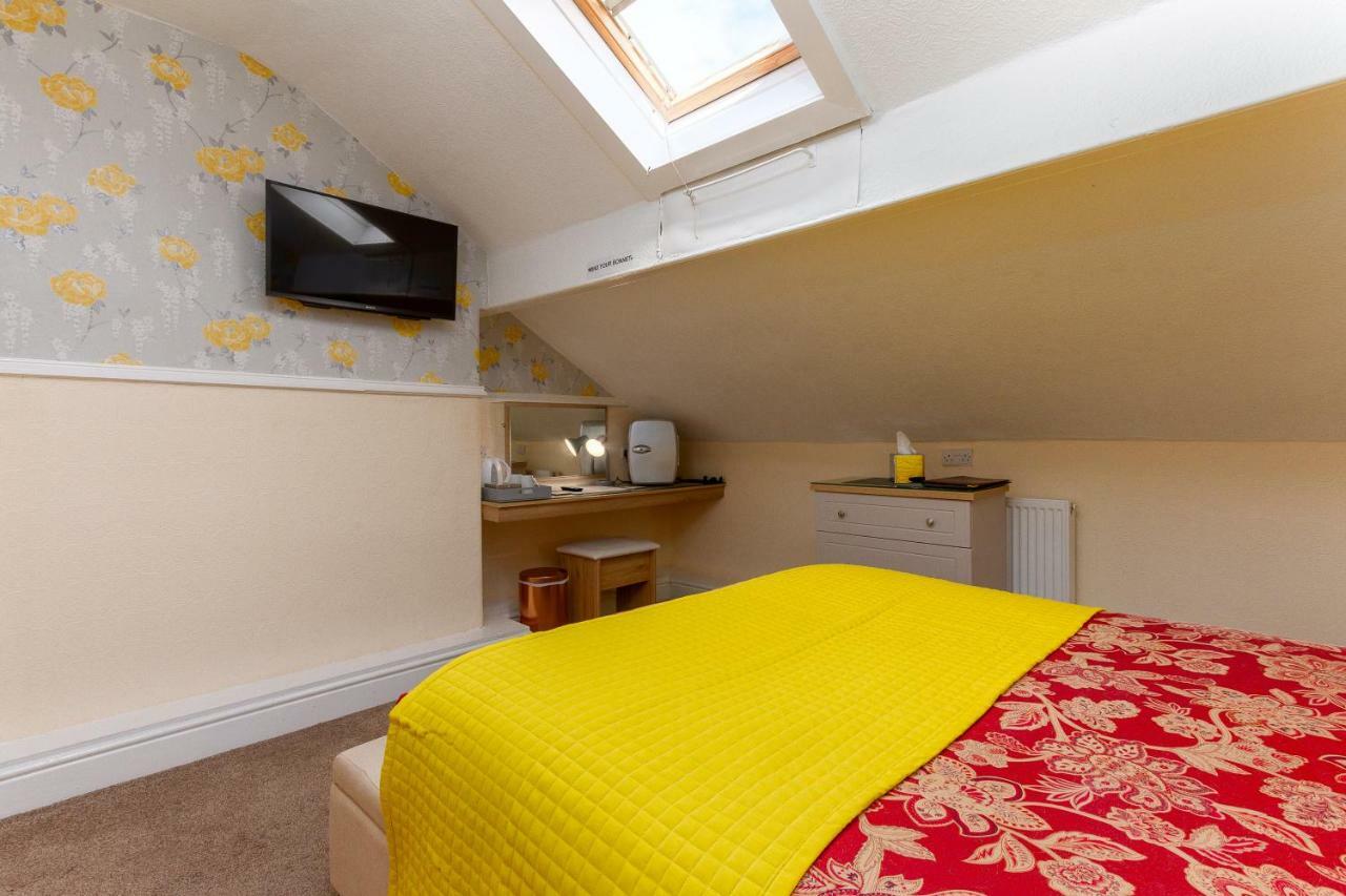 Guest house Valentine Over 21 Adult Couples Only Blackpool