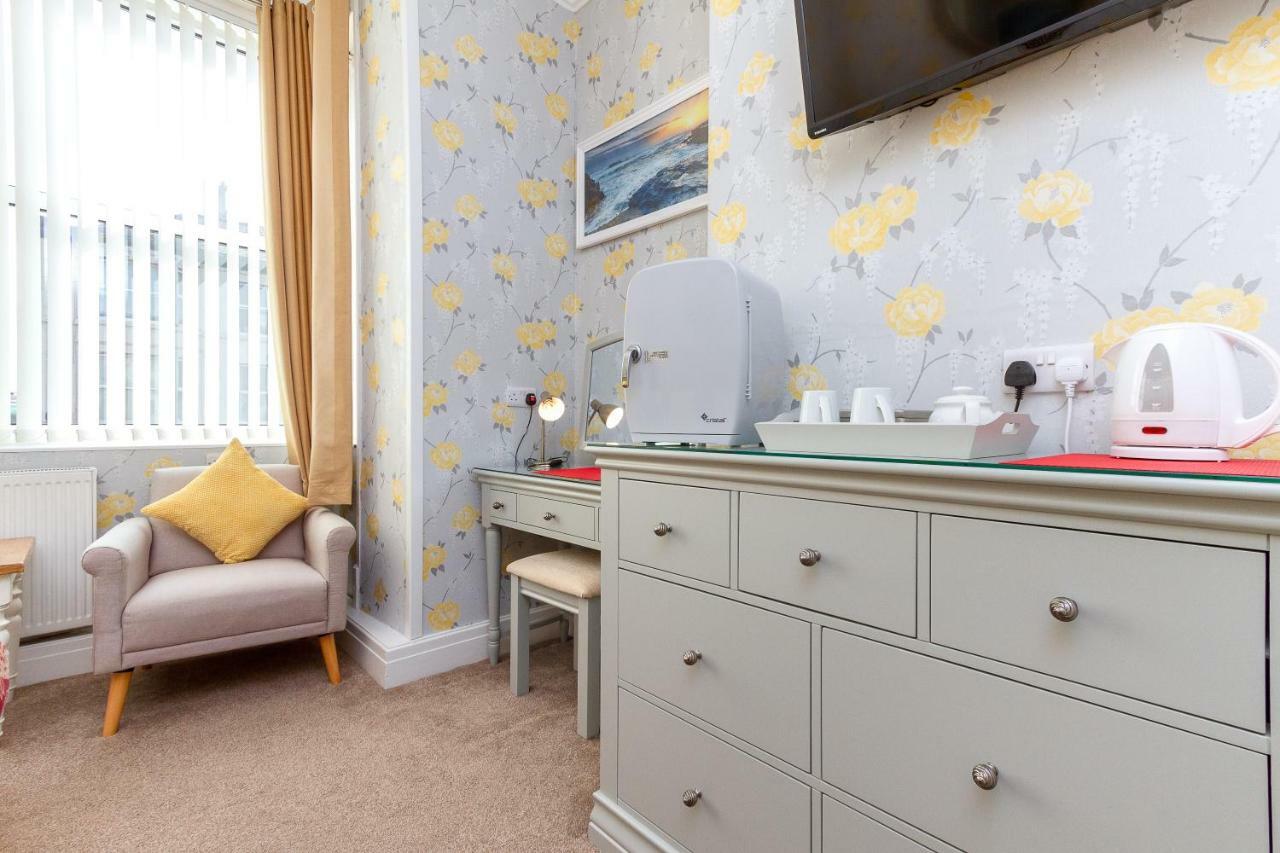 Guest house Valentine Over 21 Adult Couples Only